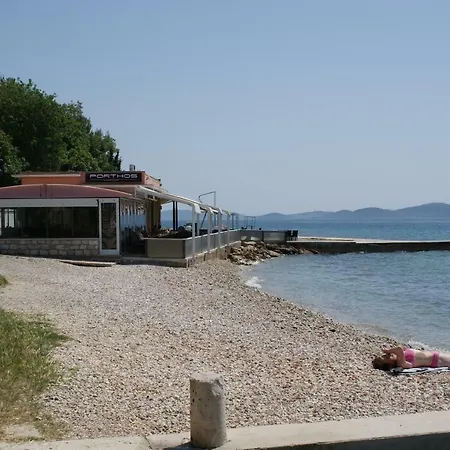 Paradise Ζαντάρ